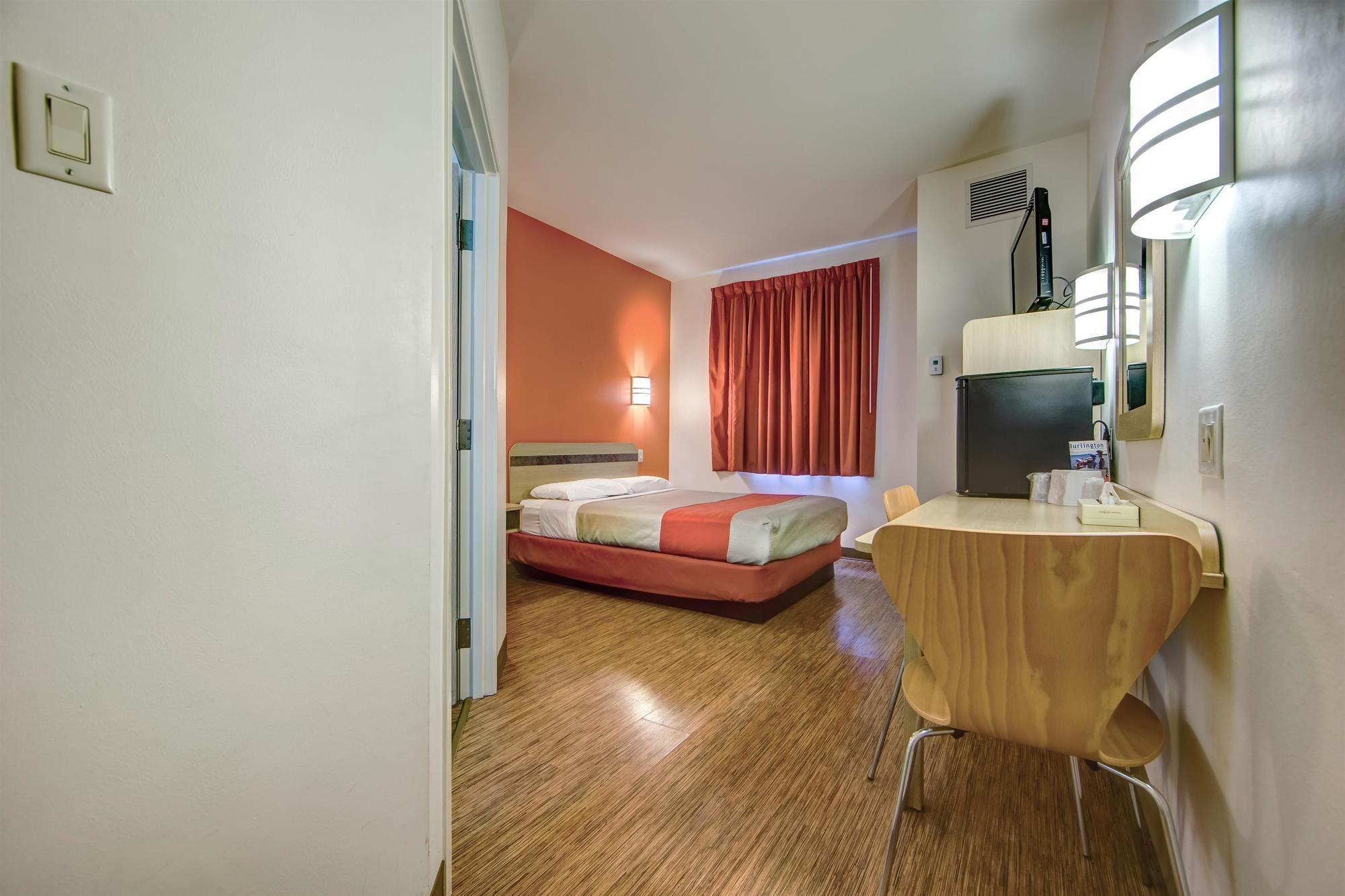 Motel 6-Burlington, On - Toronto West - Oakville Dış mekan fotoğraf